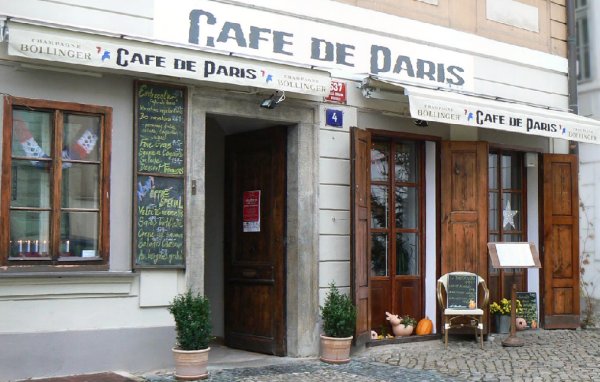 Pohled na Cafe de Paris, source: cafedeparis.cz