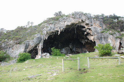 Tarragal Caves